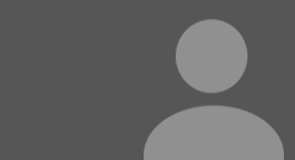 Frau blond lachen 